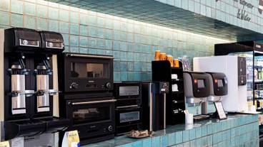 ロビーラウンジ / 27