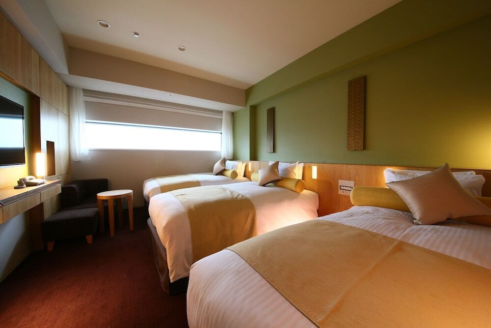 ゴジラがお出迎え！？遊び心満点のシティホテル4025560