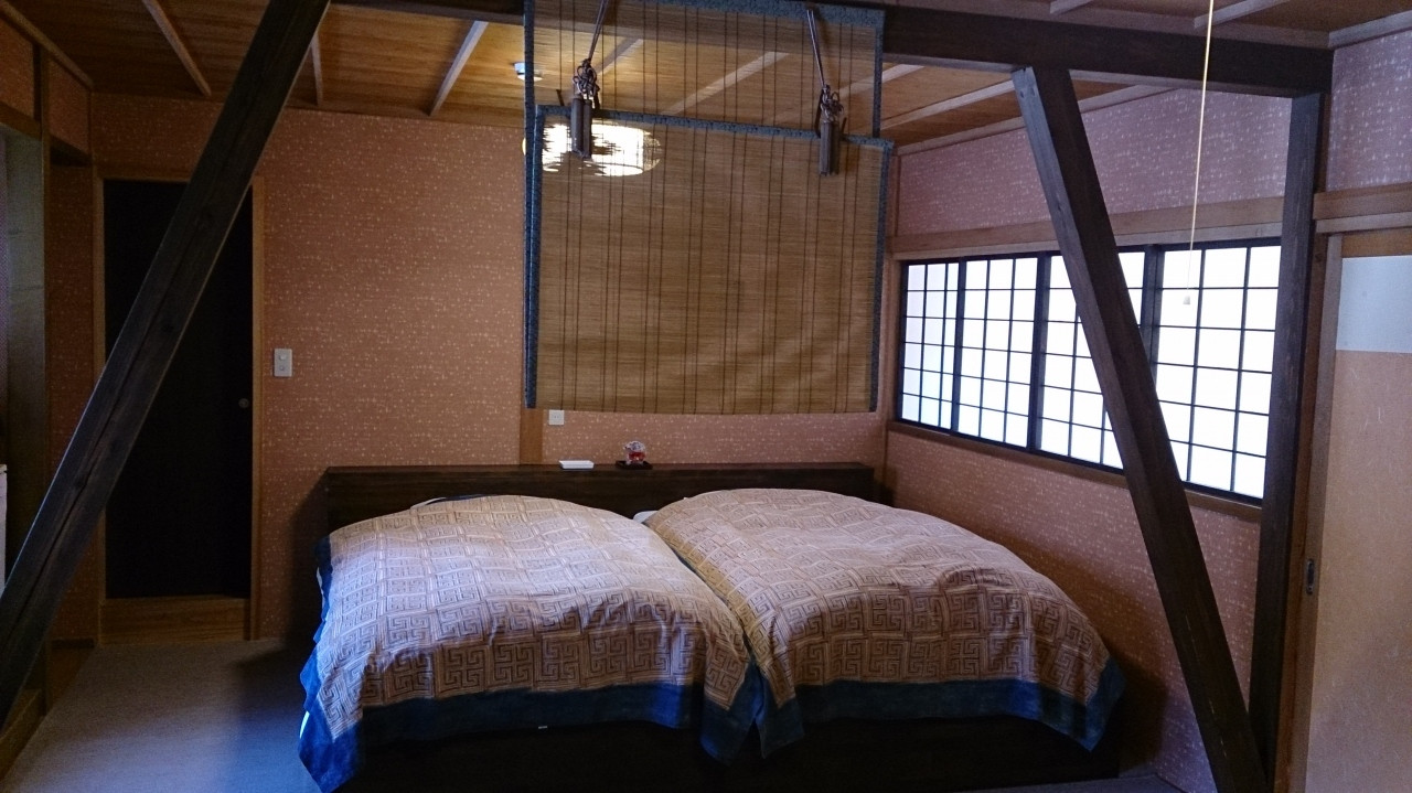 山里にひっそり佇む秘湯のお宿4253451