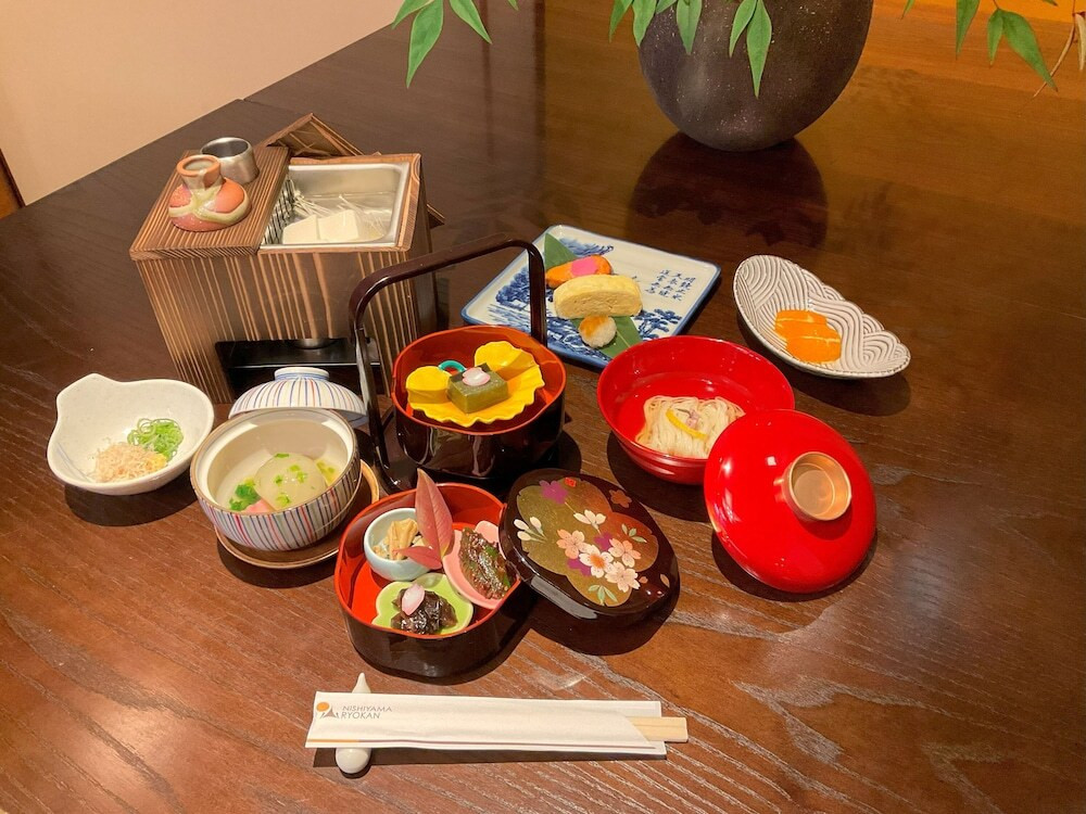 朝食