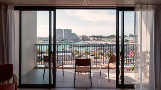 ラグジュアリー: ハーバービュー クラブサービス付き[禁煙]