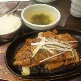 とん豚テジ 六本木店(トントンテジ)