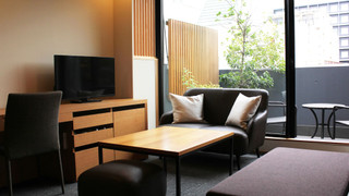 プレミアム ダブルルーム クイーンベッド 1 台 禁煙 バルコニー(トリップアドバイザー2020受賞)