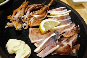「わいわい」 料理 58185937 鯵ヶ沢産イカ生干し焼き