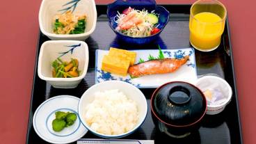 朝食 / 18