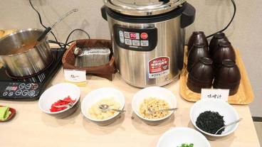 朝食ビュッフェ / 3