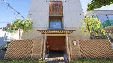 施設の正面 / 1