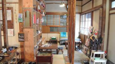 ロビーラウンジ / 15