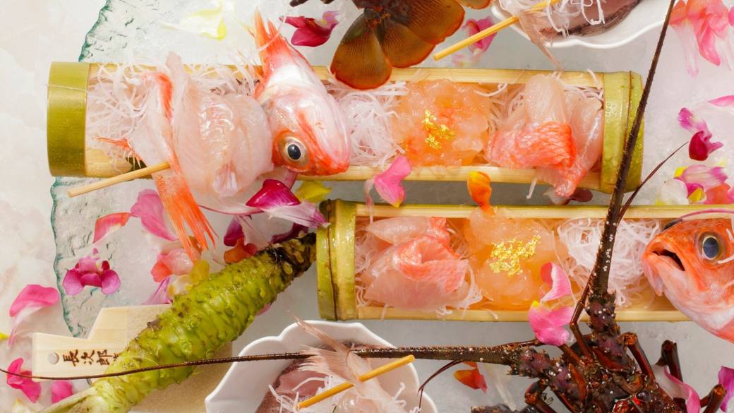 お食事処「結」で
伊豆の創作懐石ディナー / 3