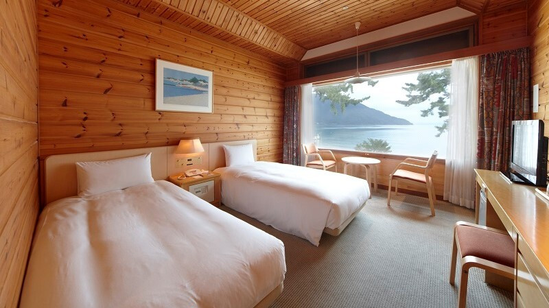 自然に囲まれて過ごすならココ♪プライベートビーチが目の前のホテル3509138