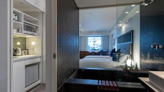 スーペリアホテルルーム(半地下階)