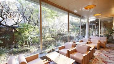 ロビー応接スペース / 3