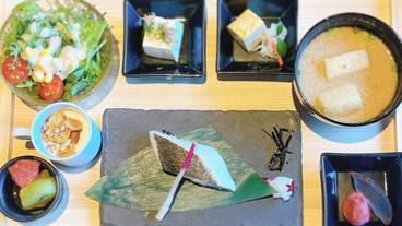 朝食メニュー一例 / 4