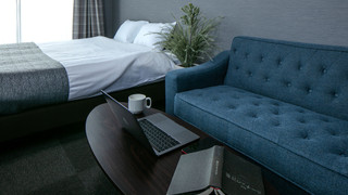 デラックス ダブルルーム クイーンベッド 1 台