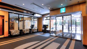 ロビーラウンジ / 3