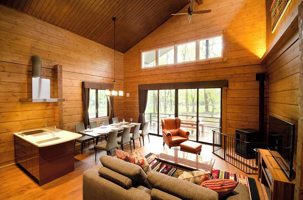 テラスタイプやメゾネット…森のお家で過ごす休日4374193