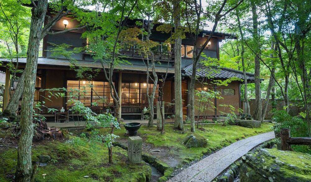母屋の外観 / 1