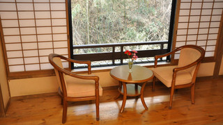 和洋室　Bタイプ【和室6畳+洋間6畳】