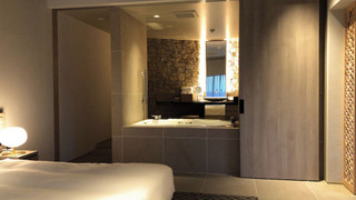 バルコニーコーナースイートルーム 210