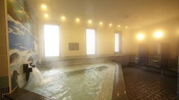 屋内スパ浴槽 / 2