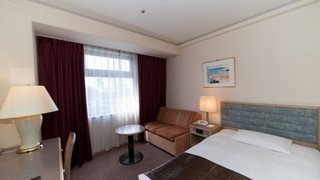 セミダブルルーム 喫煙可