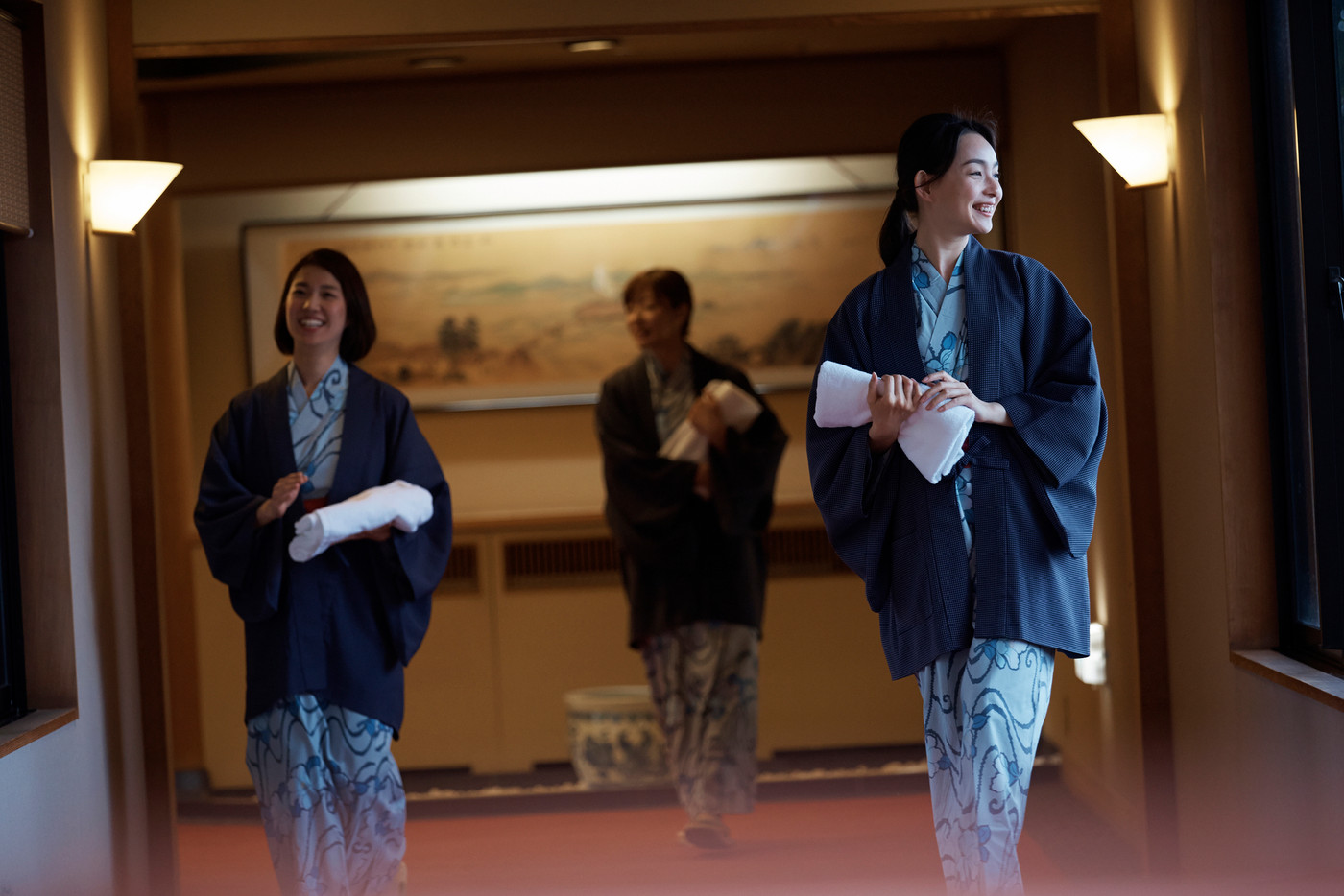 温泉 浴衣の女性