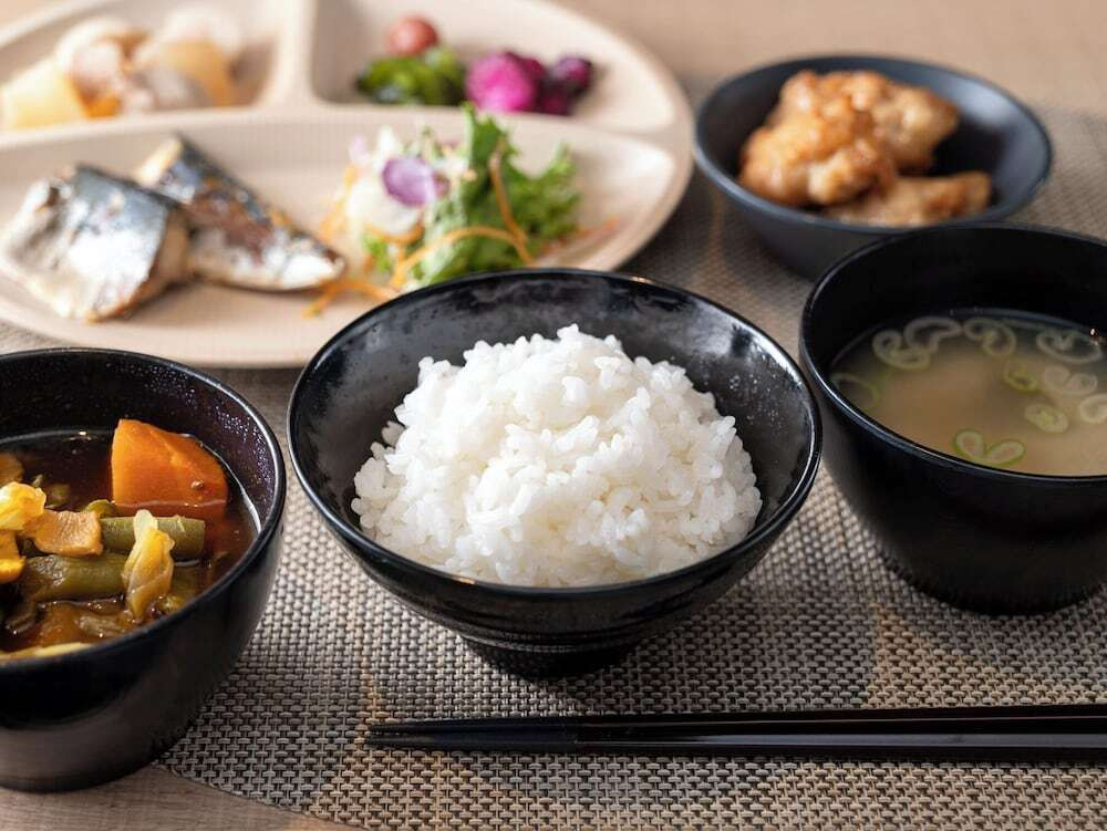 朝食