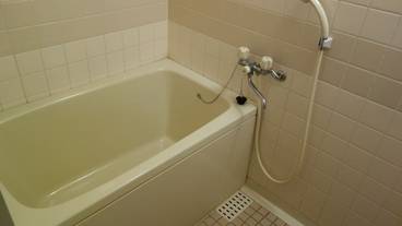 深めの浴槽 / 24