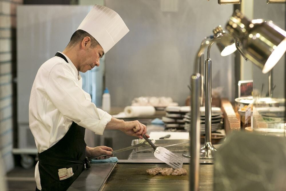 夕食ビュッフェ・実演コーナー