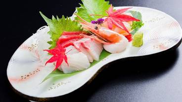 食事・飲み物 / 4