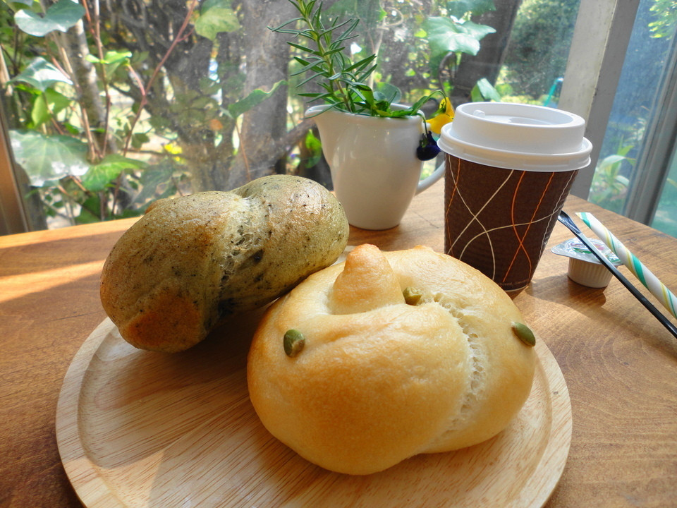 「小春日和」料理 472410 2012年11月【クリームチーズ・オレンジ/200円】【よもぎ小豆/190円】
【コーヒー/200円】