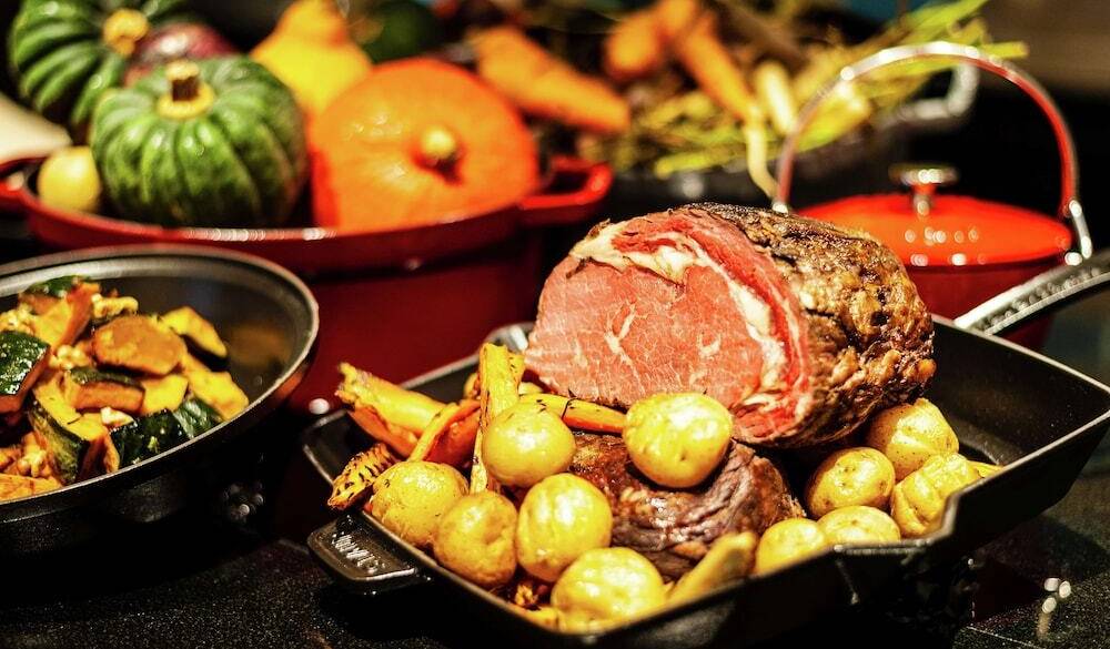 ビュッフェ「フォルクキッチン」 / 2