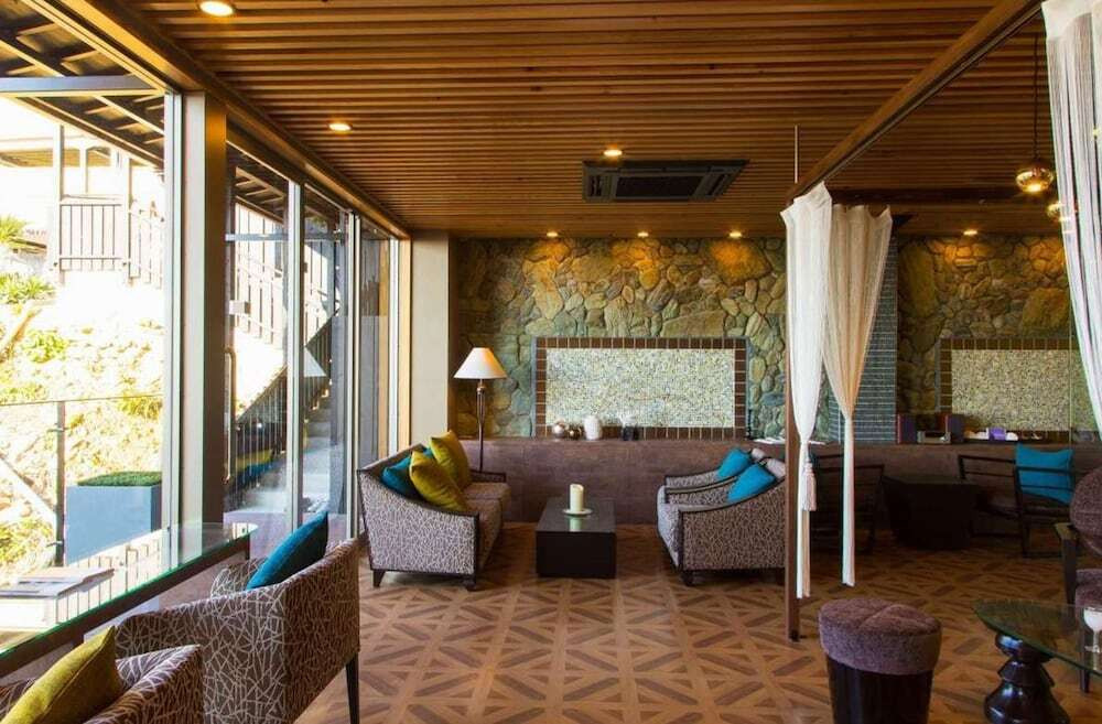 エグゼクティブ ラウンジ