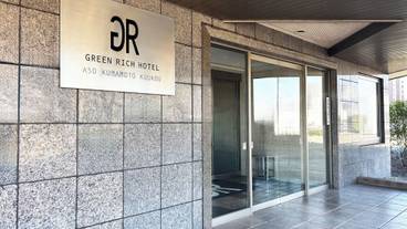 施設の入り口 / 11