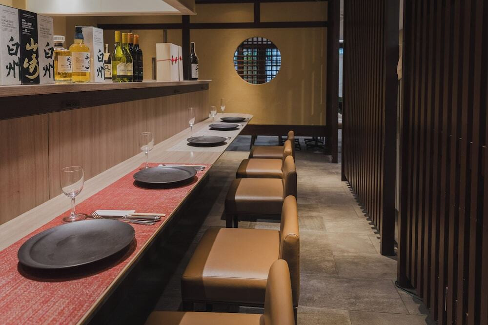 レストラン