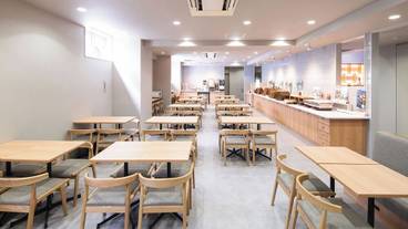 朝食スペース / 9