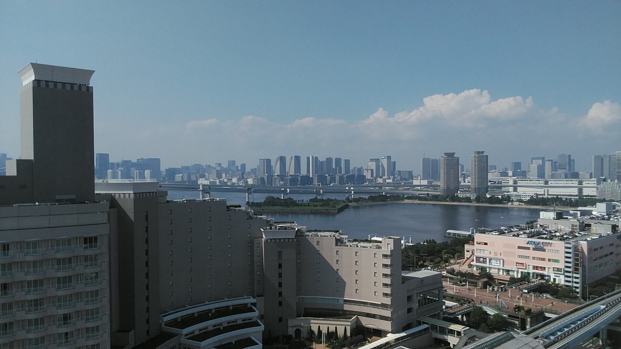 部屋からスカイツリー側の景色