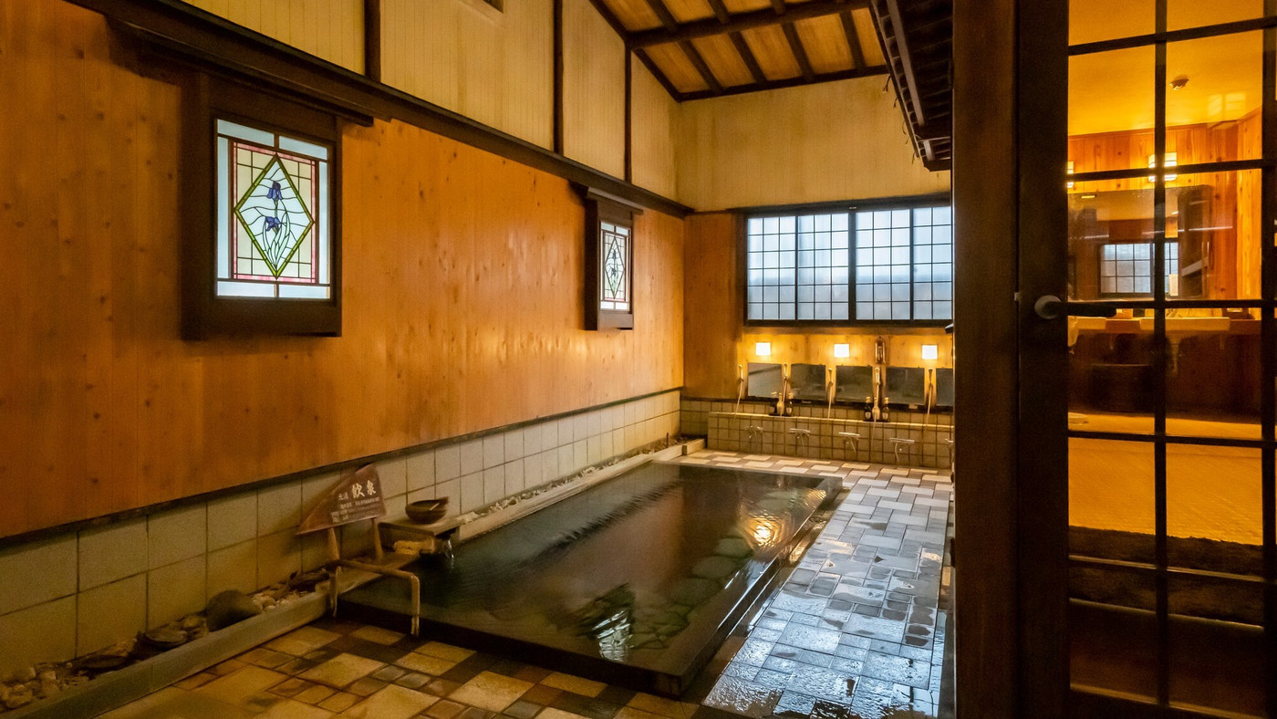 創業130年の歴史旅館。江戸時代から続く貴重な温泉を体験3925666