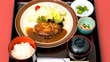 食事・飲み物 / 4