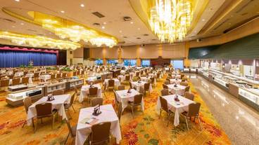 バイキング会場 / 6