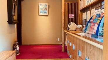 内部エントランス / 2