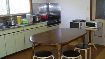 客室内のダイニングエリア / 4