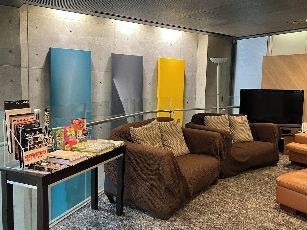 ロビーラウンジ