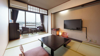 [リバービュー]スタンダード和室8畳+広縁(30sqm)