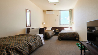 コンパクトトリプルルーム（男性限定）喫煙可