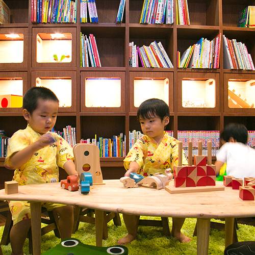 絵本フロア／木製おもちゃ / 4