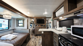 スーペリアファミリールーム (1-6名)