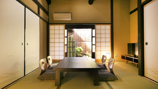 町屋　参の局 (ベッド + 布団)