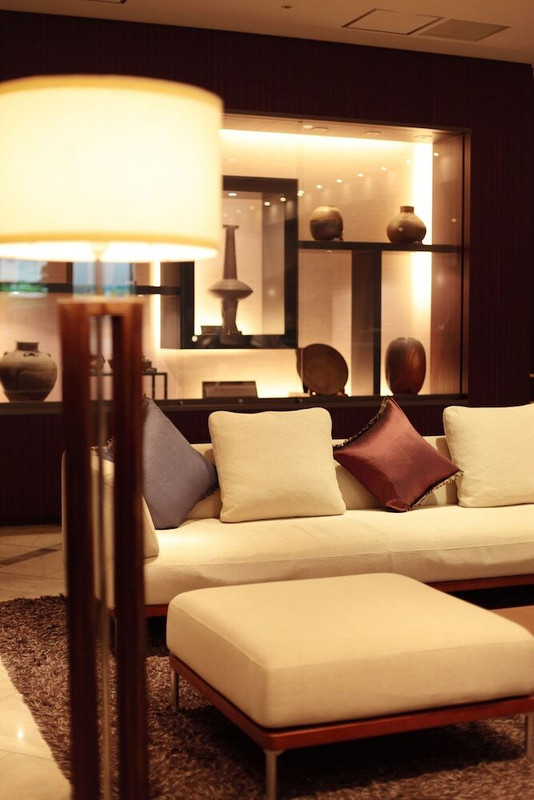 ロビー応接スペース