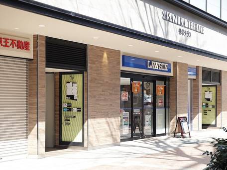 KARIO SASAZUKA TERRACE / 4